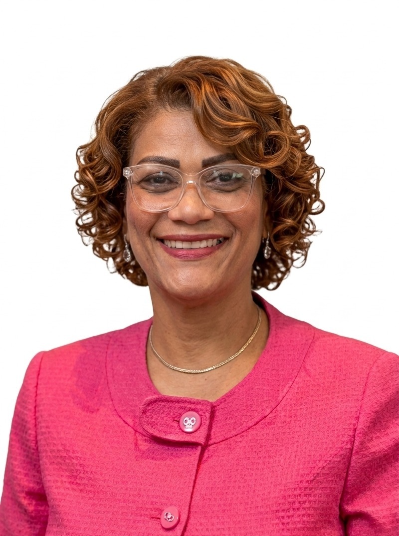Mtra. Miriam González